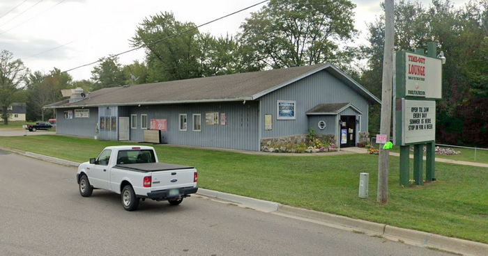 Inmans Restaurant - Time Out Lounge Sits On Lot As Of 2023 (newer photo)